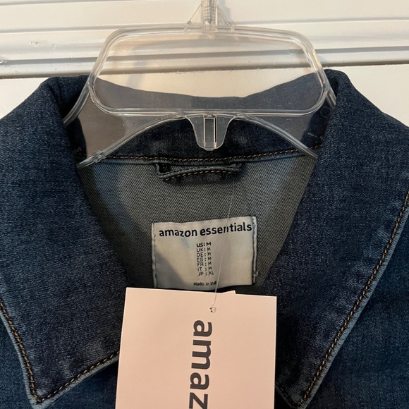 Amazon Essentials Medium Jean Jacket NWT - Picture 3 of 4